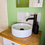 Stylish 1 Bedroom By Altoluxoexperience Short Lets & Serviced With Free Wifi & Parking Сasa de vacaciones Bristol