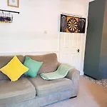 Stylish 1 Bedroom By Altoluxoexperience Short Lets & Serviced With Free Wifi & Parking * Bristol