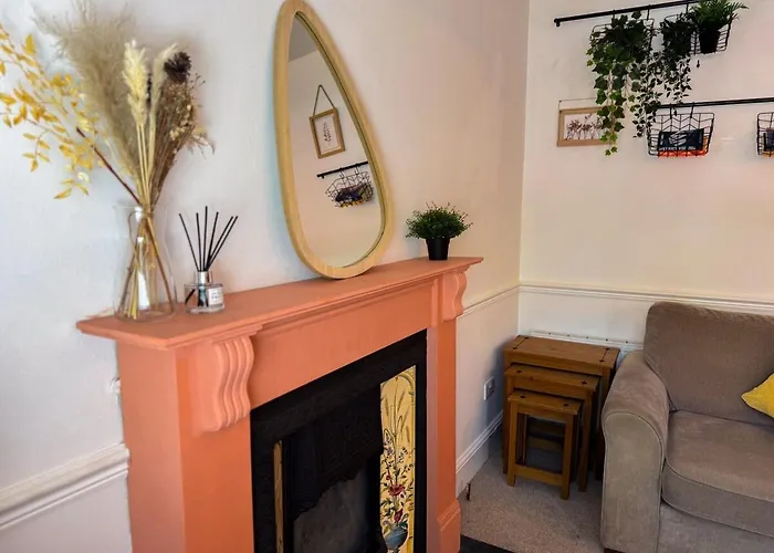 Stylish 1 Bedroom By Altoluxoexperience Short Lets & Serviced With Free Wifi & Parking Hébergement de vacances *