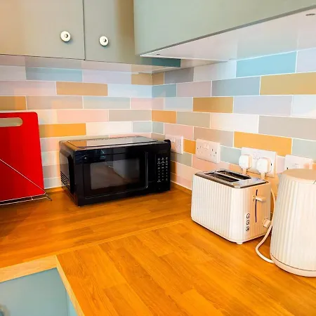 Stylish 1 Bedroom By Altoluxoexperience Short Lets & Serviced With Free Wifi & Parking Holiday home