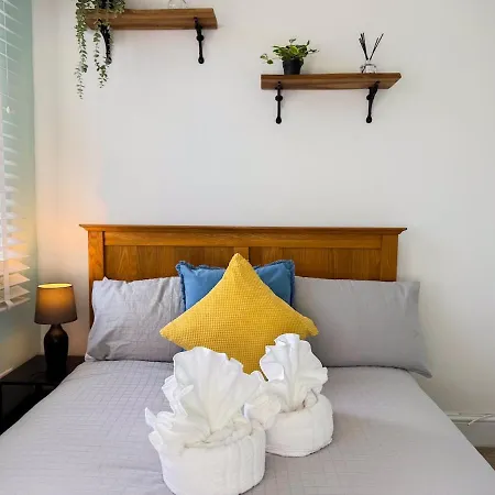 Stylish 1 Bedroom By Altoluxoexperience Short Lets & Serviced With Free Wifi & Parking * בריסטול