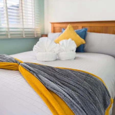 Dom wakacyjny Stylish 1 Bedroom By Altoluxoexperience Short Lets & Serviced With Free Wifi & Parking