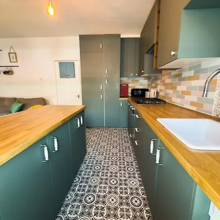 Stylish 1 Bedroom By Altoluxoexperience Short Lets & Serviced With Free Wifi & Parking *