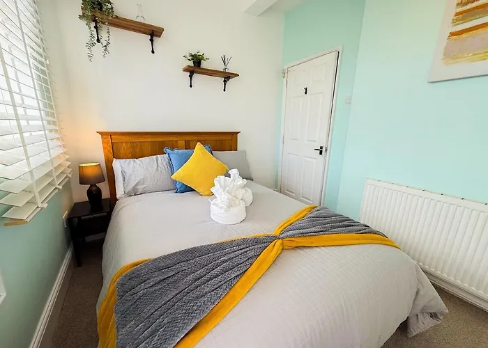 Stylish 1 Bedroom By Altoluxoexperience Short Lets & Serviced With Free Wifi & Parking * Бристоль