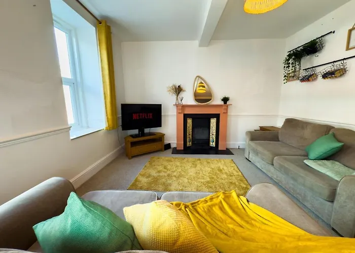 Stylish 1 Bedroom By Altoluxoexperience Short Lets & Serviced With Free Wifi & Parking * Бристоль