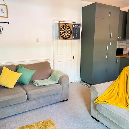 Stylish 1 Bedroom By Altoluxoexperience Short Lets & Serviced With Free Wifi & Parking Бристоль