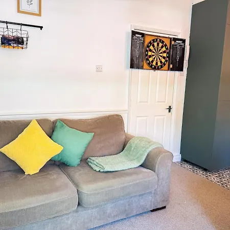 Stylish 1 Bedroom By Altoluxoexperience Short Lets & Serviced With Free Wifi & Parking * Бристоль