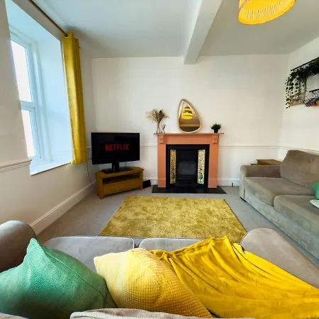 Stylish 1 Bedroom By Altoluxoexperience Short Lets & Serviced With Free Wifi & Parking * Bristol