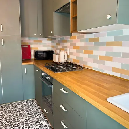 Stylish 1 Bedroom By Altoluxoexperience Short Lets & Serviced With Free Wifi & Parking