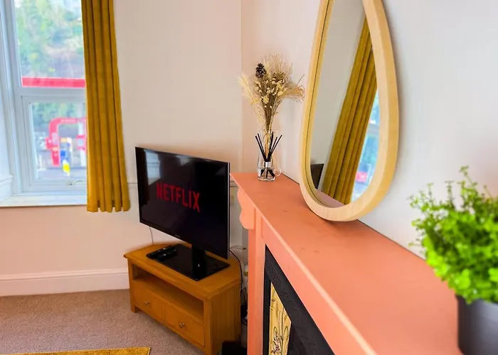 Prázdninový dům Stylish 1 Bedroom By Altoluxoexperience Short Lets & Serviced With Free Wifi & Parking