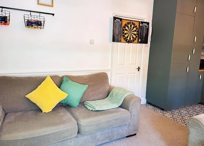 Stylish 1 Bedroom By Altoluxoexperience Short Lets & Serviced With Free Wifi & Parking * Bristol