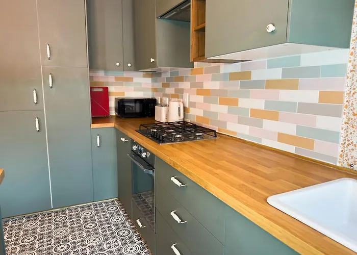 Stylish 1 Bedroom By Altoluxoexperience Short Lets & Serviced With Free Wifi & Parking