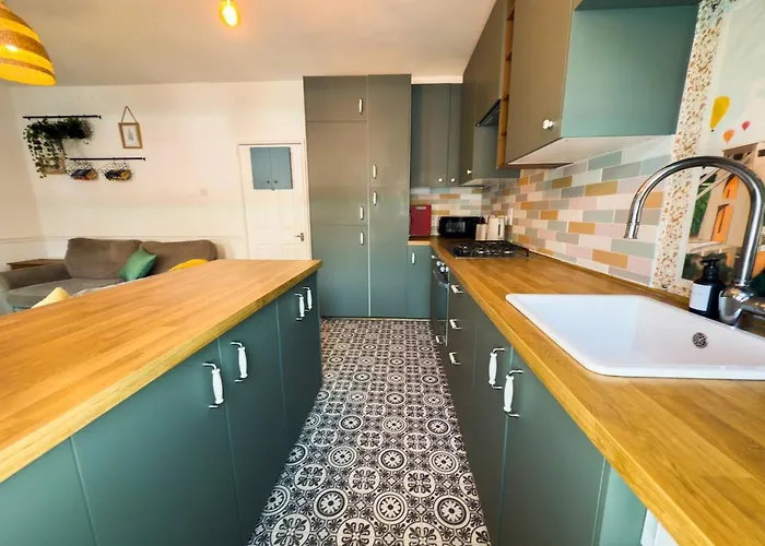 Stylish 1 Bedroom By Altoluxoexperience Short Lets & Serviced With Free Wifi & Parking *